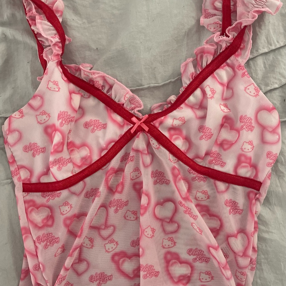 hello kitty lace top deadstock